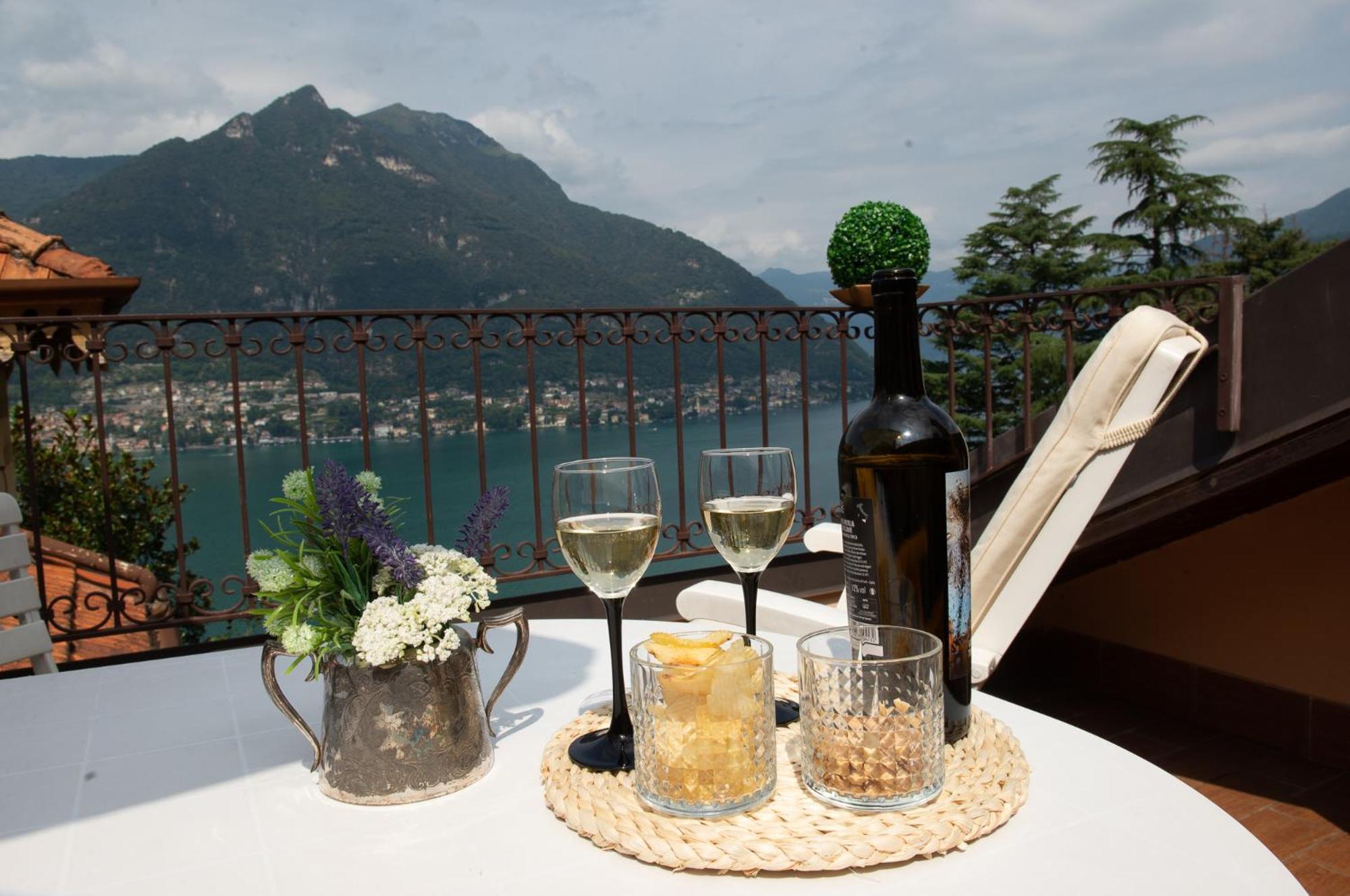 Appartamento "Bella Vista" Sul Lago Di Como Faggeto Lario Ngoại thất bức ảnh